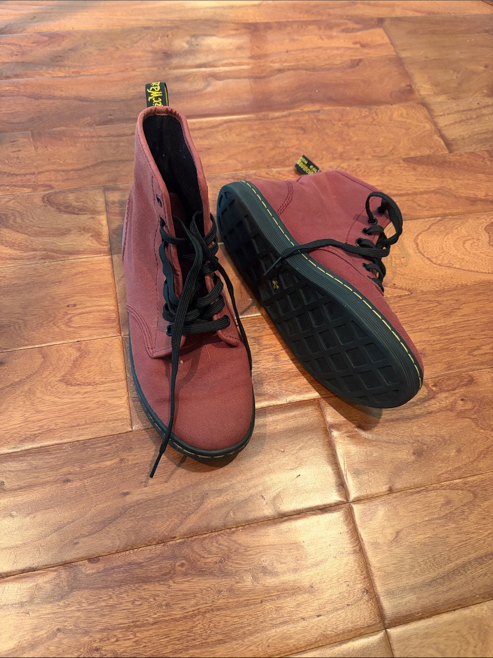 Dr Martens Air Wair Shoreditch Lace Up Ankle Canvas Boots Burgundy Size 7